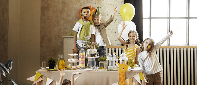 Organiser un anniversaire en extérieur : conseils et astuces